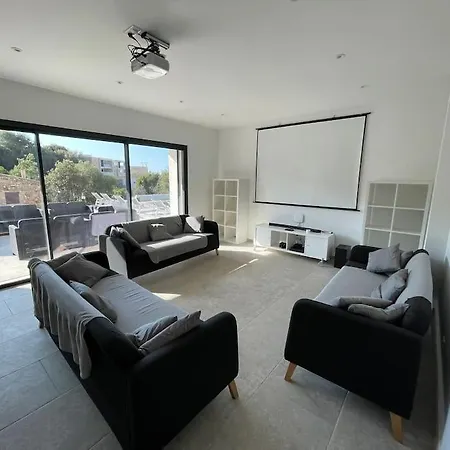 De Standing Vue Imprenable Villa *